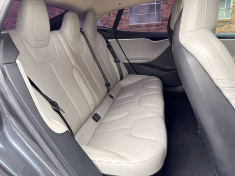 2016 Tesla Model S