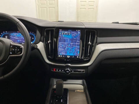 2025 Volvo XC60 B5 Plus Dark Theme