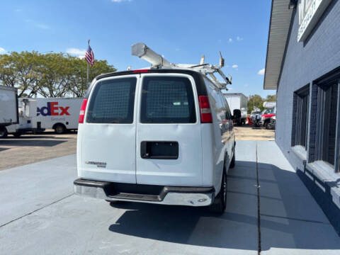 2014 Chevrolet Express 2500 Cargo Van