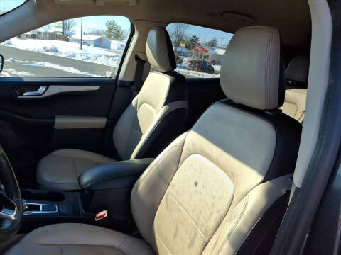 2020 Ford Escape SEL