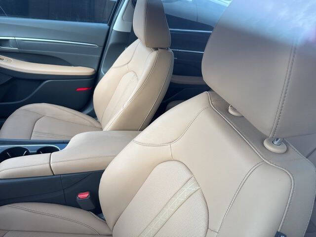 2025 Hyundai Sonata Hybrid Limited