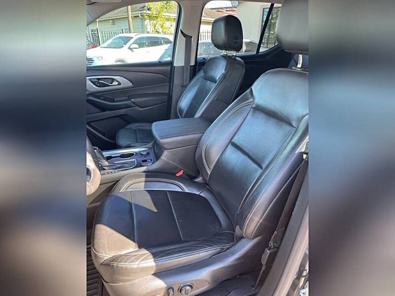 2020 Chevrolet Traverse RS