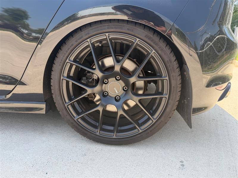 2017 Volkswagen Golf R 4Motion