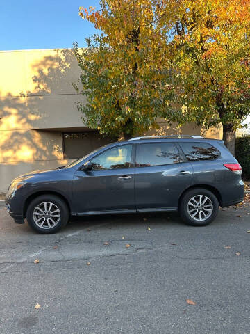 2014 Nissan Pathfinder S