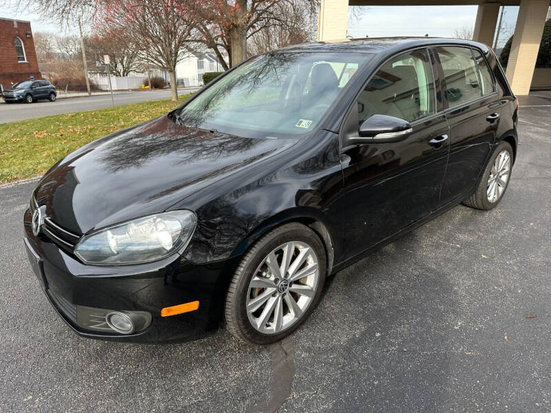 New 2024 Volkswagen Golf GTI 2.0T SE 4D Hatchback in Harrisburg