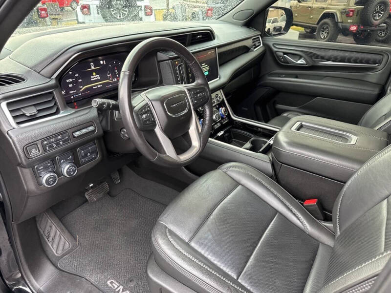 2022 GMC Yukon Denali