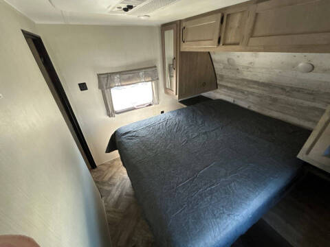 2023 Forest River 28BHHSS2B