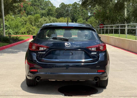 2017 Mazda MAZDA3 Touring