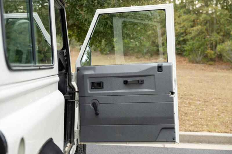 1998 Land Rover Defender