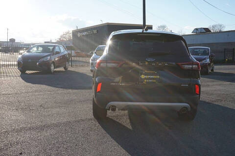 2025 Ford Escape Active