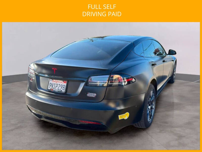 2022 Tesla Model S Plaid