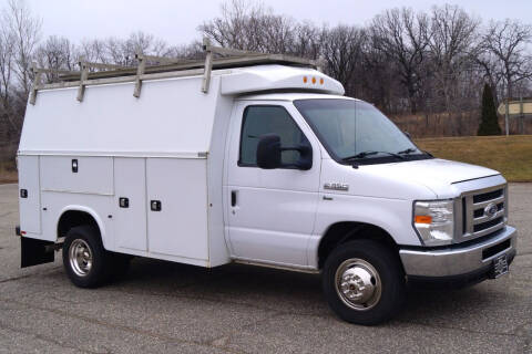 2016 Ford E-Series for sale at KA Commercial Trucks, LLC in Dassel MN