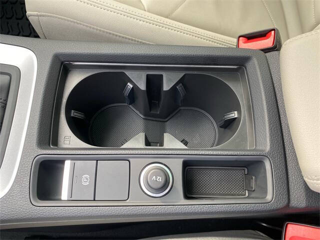 2025 Audi Q3 quattro S line Prem Plus 45 TFSI