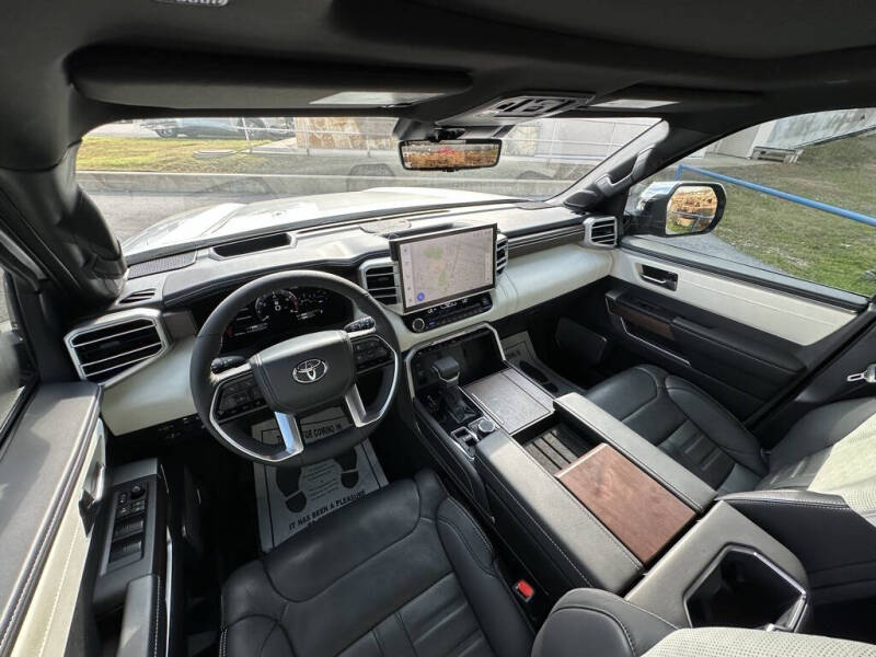 2025 Toyota Sequoia Capstone