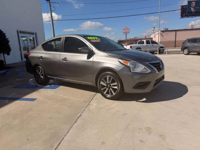 2018 Nissan Versa