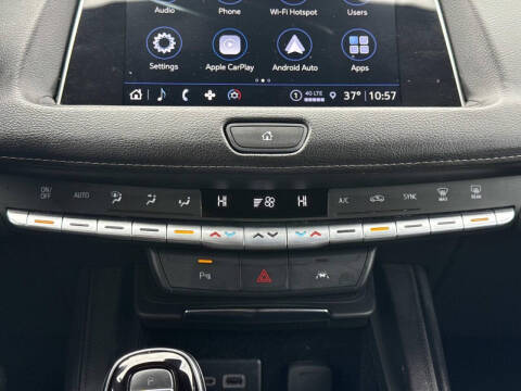 2023 Cadillac XT4 Premium Luxury