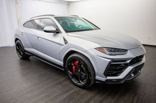 2022 Lamborghini Urus