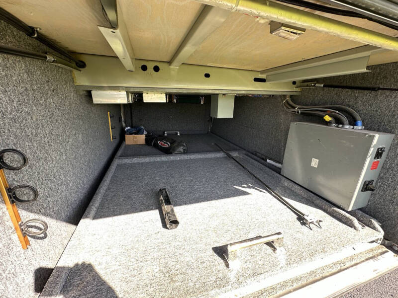 2001 Prevost Liberty