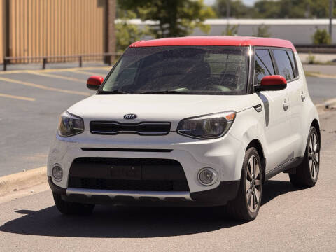 2017 Kia Soul +
