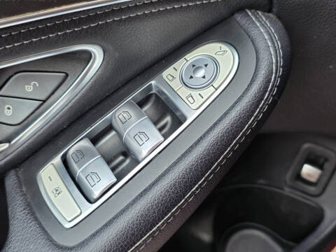 2016 Mercedes-Benz C-Class C 300