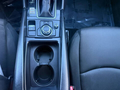 2017 Mazda MAZDA3 Sport