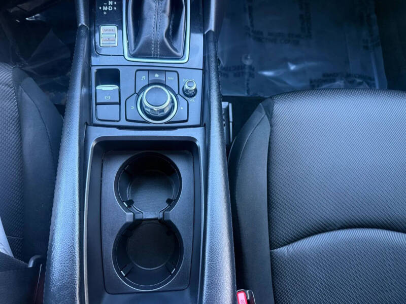 2017 Mazda MAZDA3 Sport