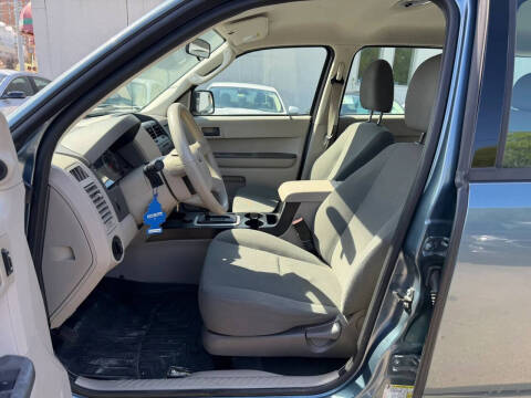 2010 Ford Escape XLS