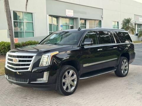 2017 Cadillac Escalade ESV Luxury