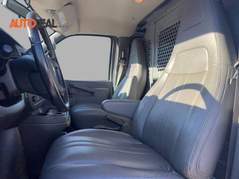 2022 Chevrolet Express 2500