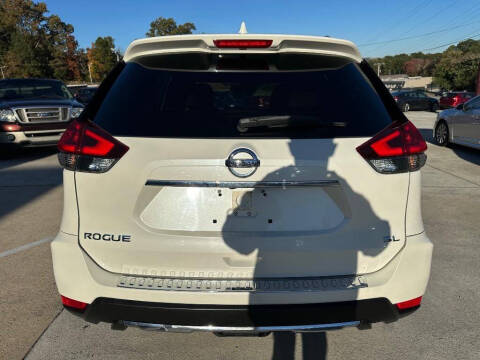 2018 Nissan Rogue