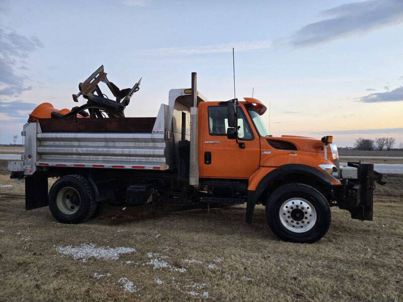 2013 International WorkStar 7400