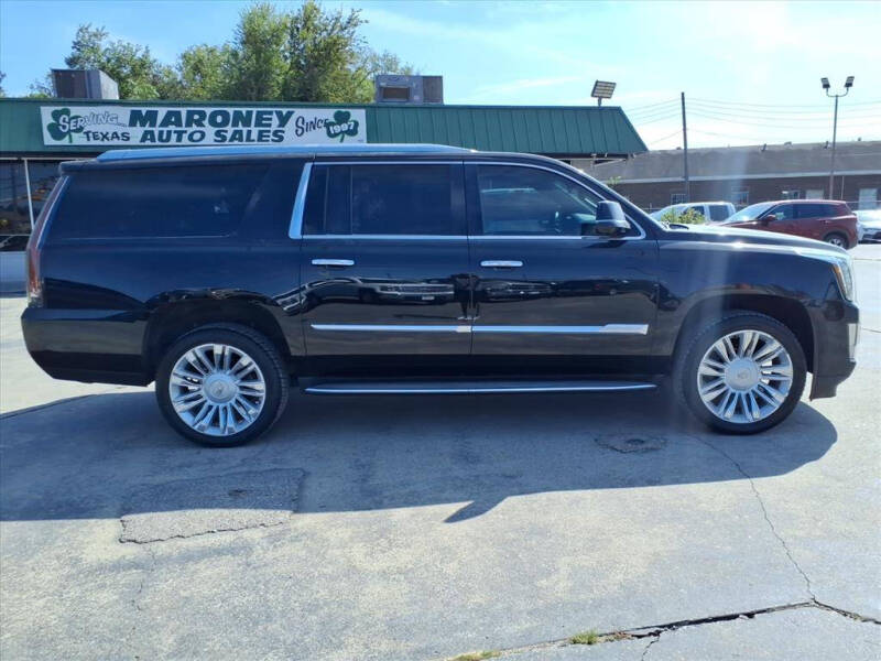 2018 Cadillac Escalade ESV Luxury