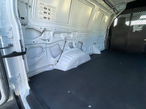 2010 Ford E-Series E-250