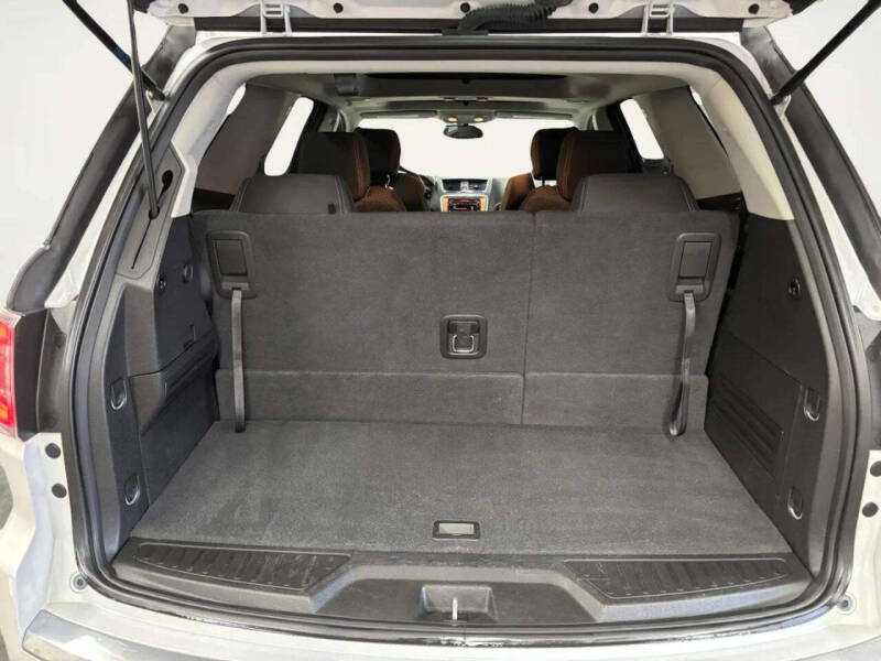 2016 GMC Acadia SLE-2