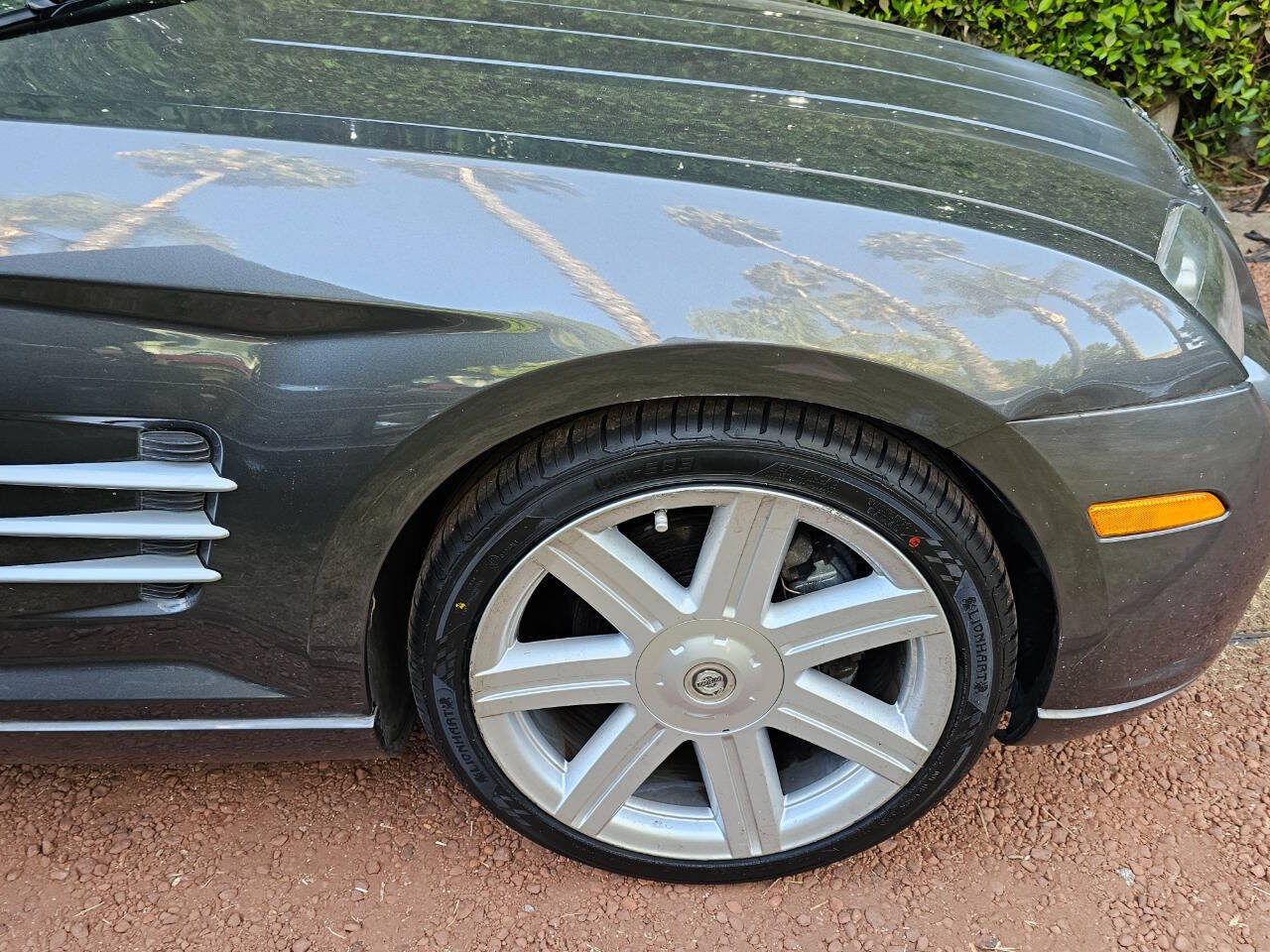 2005 Chrysler Crossfire 8
