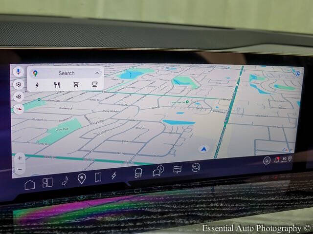 2025 Cadillac Escalade IQ Luxury 1