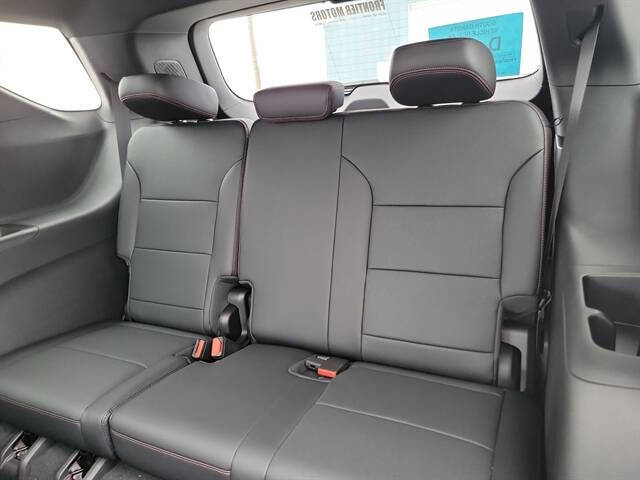 2025 Chevrolet Traverse RS