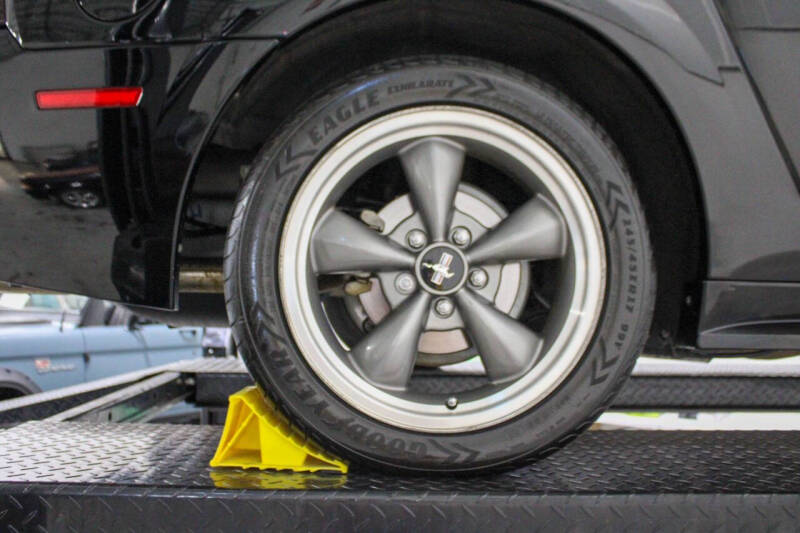 2003 Ford Mustang GT Deluxe