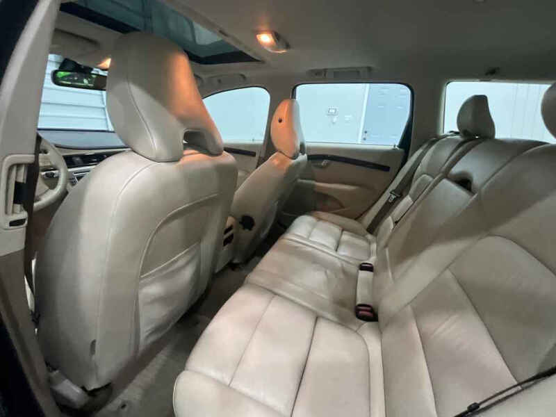 2008 Volvo V70 3.2