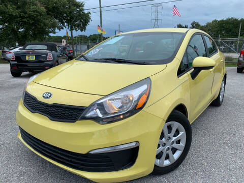 2016 Kia Rio for sale at Das Autohaus Quality Used Cars in Clearwater FL