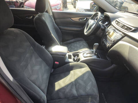 2015 Nissan Rogue SV