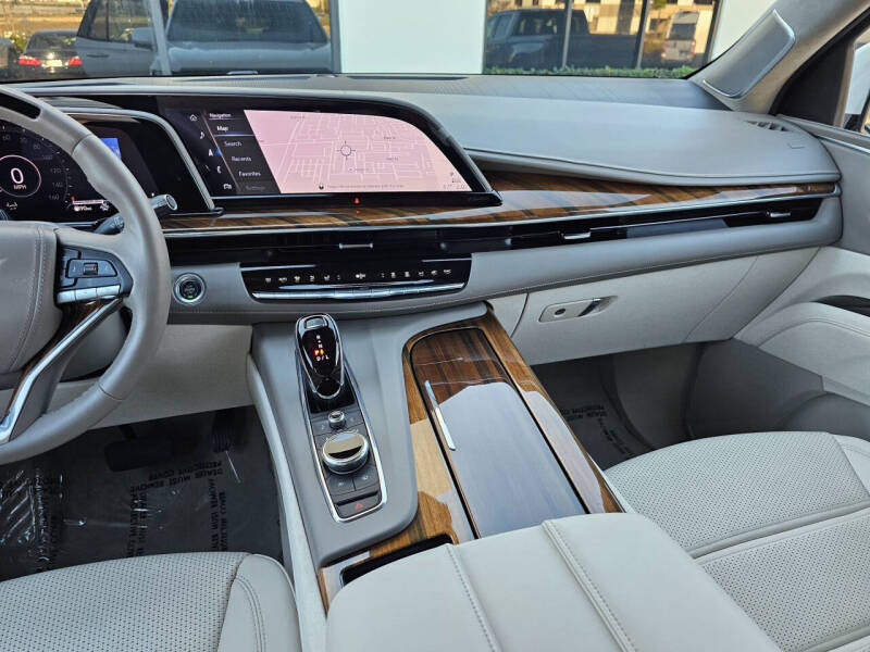 2024 Cadillac Escalade Sport Platinum