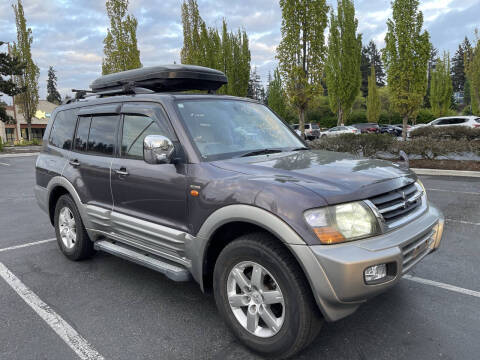 2000 Mitsubishi Pajero