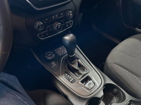 2021 Jeep Cherokee Latitude