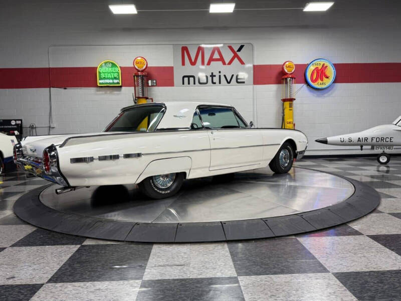 1962 Ford Thunderbird