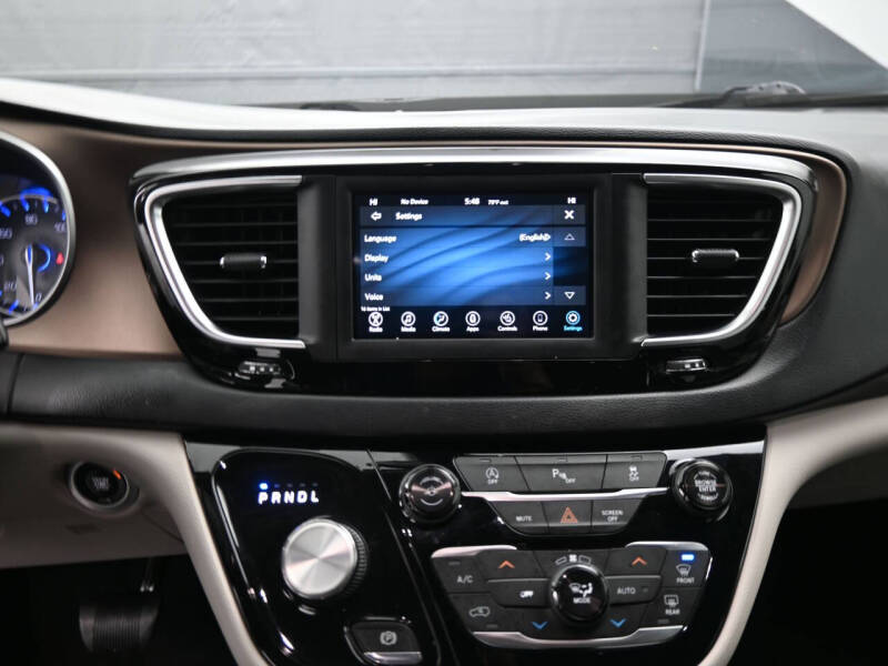 2019 Chrysler Pacifica Touring L