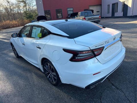 2019 Nissan Maxima