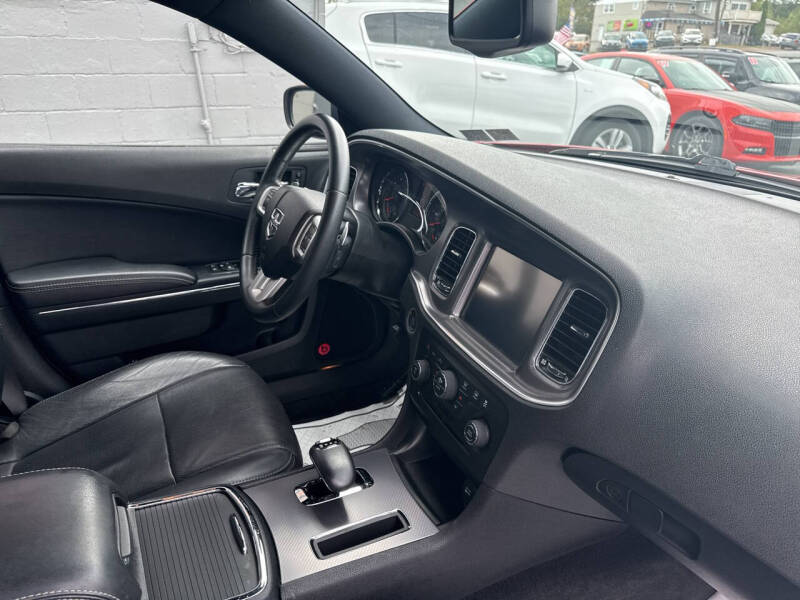 2012 Dodge Charger SXT Plus