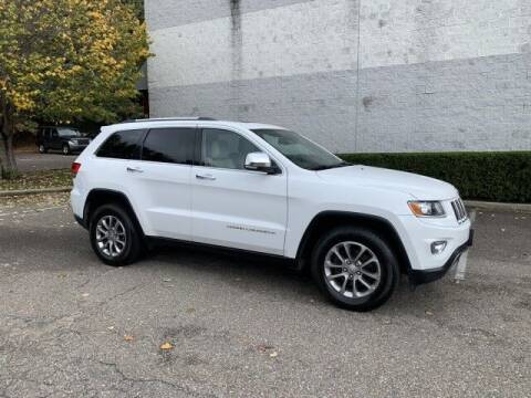 2014 Jeep Grand Cherokee for sale at Select Auto in Smithtown NY