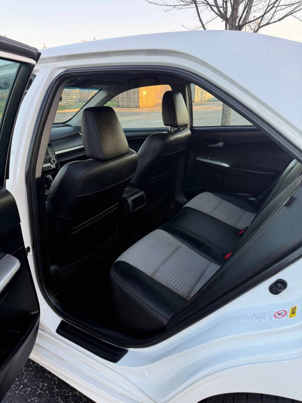 2014 Toyota Camry SE